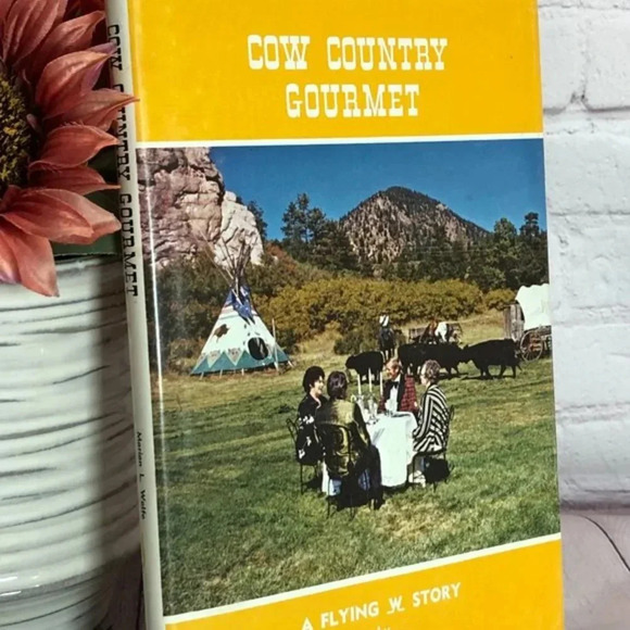 Vintage 1980 COW COUNTRY GOURMET cookbook - Picture 2 of 9
